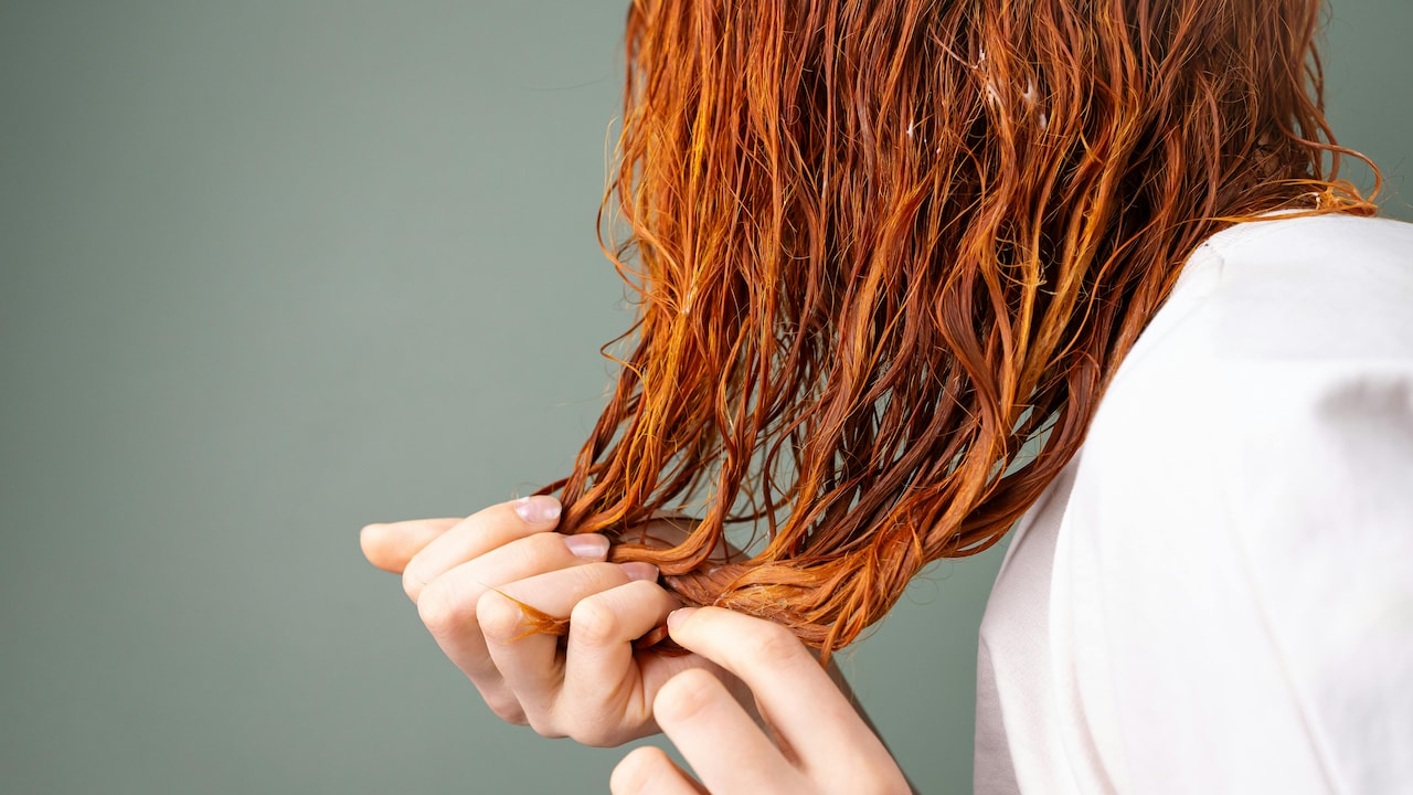 Heres how to use leave-in conditioner the right way to get maximum benefits