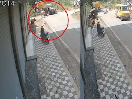 नीमच में बड़ा हादसा: स्कूल बस ने ऑटो को मारी टक्कर, तीन छात्र घायल, CCTV कैमरे में कैद हुआ खौफनाक पल नीमच में बड़ा हादसा: स्कूल बस ने ऑटो को मारी टक्कर, तीन छात्र घायल, CCTV कैमरे में कैद हुआ खौफनाक पल