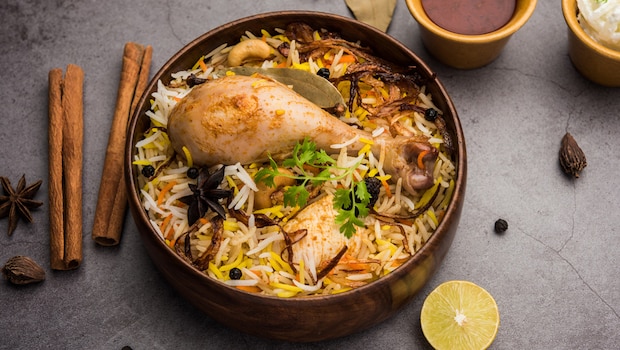 11 Different Types Of South Indian Biryanis For Mid-Week Indulgence