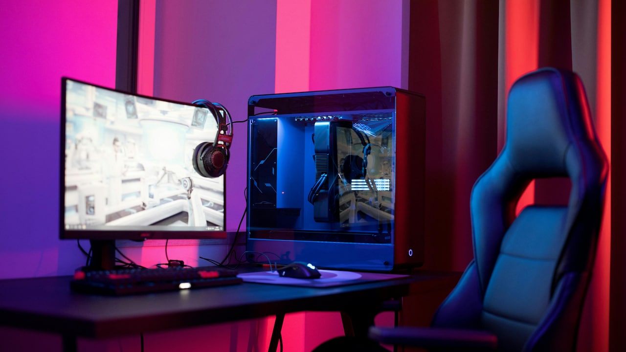 Pick ergonomic gaming chairs that work for 9 to 5