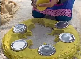 "Papad Khana Bandh": Foodies Give A Thumbs Down To Traditional Papad-Making Process