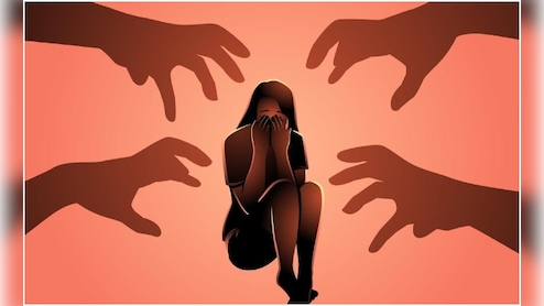 10वीं की छात्रा से दोस्ती कर कई दिनों तक दुष्कर्म, फिर धर्म परिवर्तन का बनाया दबाव; जीजा-साले और पिता सहित 4 पर FIR