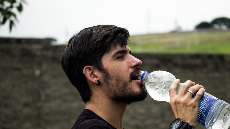 Not Drinking Enough Water Can Spike Your Stress Hormone, Study Finds: Why Hydration Matters