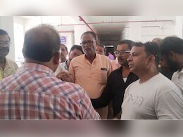 इंसाफ के लिए अस्पताल में सौदेबाजी, रिश्वत देने से किया इनकार तो गुंडों से कराया 'इलाज' ! इंसाफ के लिए अस्पताल में सौदेबाजी, रिश्वत देने से किया इनकार तो गुंडों से कराया 'इलाज' !