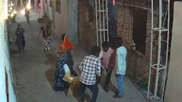 MP Crime: गरबा खेळणाऱ्या महिलेला उचललं, 6 जणांनी फरफटत नेलं, अपहरणाचा LIVE थरार|पाहा VIDEO