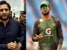 IND vs PAK: पराभवानंतर पाकिस्तानमध्ये खळबळ, शाहिद आफ्रिदीने जावई शाहीनला सर्व जगासमोर झापले ! पाहा Video IND vs PAK: पराभवानंतर पाकिस्तानमध्ये खळबळ, शाहिद आफ्रिदीने जावई शाहीनला सर्व जगासमोर झापले ! पाहा Video