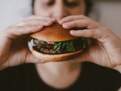 Fast Food Addiction: How Convenience Eating Is Reshaping Your Health