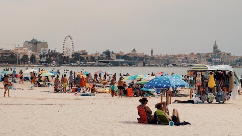 Heading To Europe? Stay Alert To Avoid Tourist Fines At These 8 Popular Destinations Heading To Europe? Stay Alert To Avoid Tourist Fines At These 8 Popular Destinations