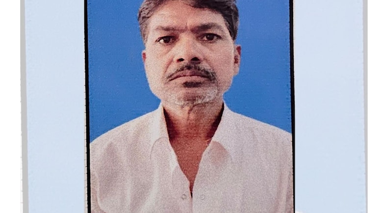 16 लाख के कर्ज ने छीनी मजदूर की जिंदगी, रिकवरी एजेंट फोन पर देते थे धमकी... आखिरी कॉल भी उनका ही 16 लाख के कर्ज ने छीनी मजदूर की जिंदगी, रिकवरी एजेंट फोन पर देते थे धमकी... आखिरी कॉल भी उनका ही