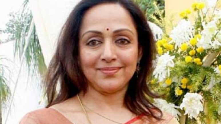 हेमा मालिनी ने एक साथ बेचे अपने दो फ्लैट, इतने करोड़ में फाइनल हुई डील हेमा मालिनी ने एक साथ बेचे अपने दो फ्लैट, इतने करोड़ में फाइनल हुई डील