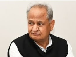 Rajasthan: पानी मांगने पर ऐसा हमला कि 25 से ज्यादा फ्रैक्चर आए! अशोक गहलोत ने BJP विधायक पर साधा निशाना, किया ये ऐलान Rajasthan: पानी मांगने पर ऐसा हमला कि 25 से ज्यादा फ्रैक्चर आए! अशोक गहलोत ने BJP विधायक पर साधा निशाना, किया ये ऐलान