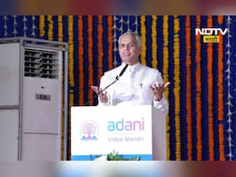 'कष्ट आणि इमानदारीने यशाचे शिखर गाठा!', राज्यपाल देवव्रत यांचा AVM अहमदाबादच्या विद्यार्थ्यांना कानमंत्र 'कष्ट आणि इमानदारीने यशाचे शिखर गाठा!', राज्यपाल देवव्रत यांचा AVM अहमदाबादच्या विद्यार्थ्यांना कानमंत्र