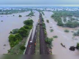 Rajasthan Weather: राजस्थान के कई जिलों में भारी बारिश की चेतावनी, मौसम विभाग का अलर्ट, 24 घंटों में 104 MM बा