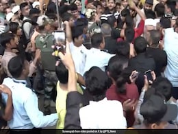 Video: Fight At Mumbai Apple Store As iPhone 17 Goes On Sale Video: Fight At Mumbai Apple Store As iPhone 17 Goes On Sale