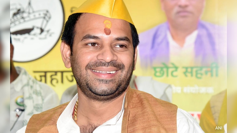 चुड़ैल, फटफटिया मास्टर... कितना गिरेगा सियासत में भाषा का स्तर