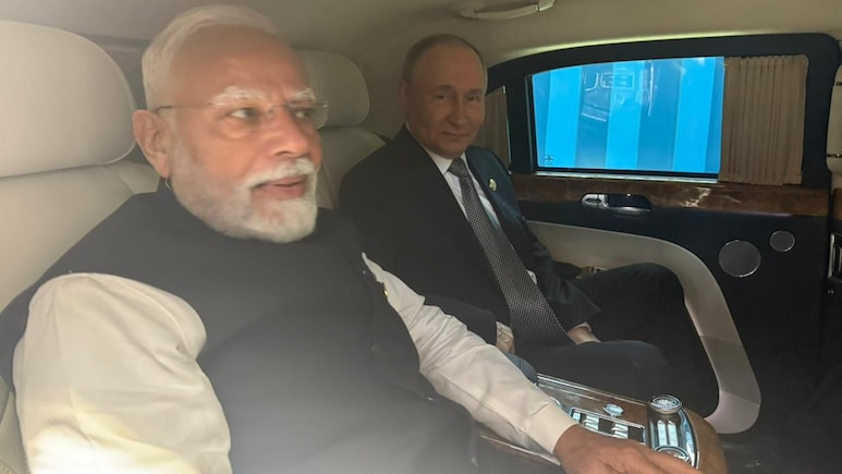 मोदी-पुतिन की 45 मिनट तक कार में बात! चीन में भारत और रूस की मजबूत दोस्ती के ये 5 सबूत मोदी-पुतिन की 45 मिनट तक कार में बात! चीन में भारत और रूस की मजबूत दोस्ती के ये 5 सबूत