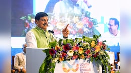 CM मोहन यादव ने निवेशकों को दी गारंटी, कहा- एमपी में फैक्ट्री लगाइए और कोलकाता से कंट्रोल करिए