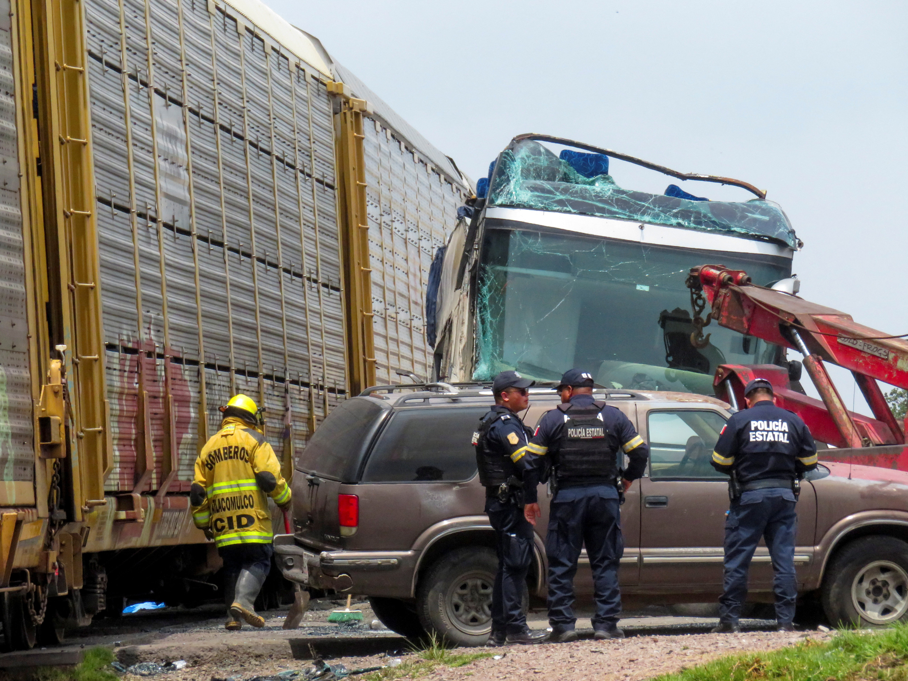 10 Killed, Over 60 Injured After Mexican Train Hits Double-Decker Bus