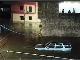 Rajasthan Rain: अजमेर में तालाब की पाल टूटी, कॉलोनियों में 10-10 फीट तक घुसा पानी, गाड़ियां डूबीं, सैकड़ों लोग प्रभावित Rajasthan Rain: अजमेर में तालाब की पाल टूटी, कॉलोनियों में 10-10 फीट तक घुसा पानी, गाड़ियां डूबीं, सैकड़ों लोग प्रभावित