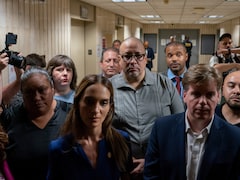 New York Democratic Politicians Arrested During Protest At Immigration Jail