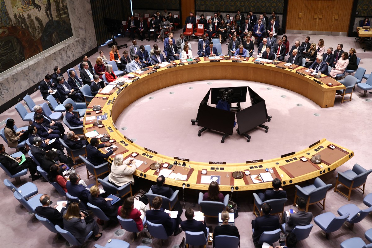 UN Security Council Rejects Russia, China's Bid To Delay Iran Sanctions