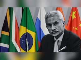 BRICS समिट में आज शामिल होंगे एस. जयशंकर, टैरिफ पर गोलबंदी और ट्रंप के बीच भारत कैसे बना रहा संतुलन?  BRICS समिट में आज शामिल होंगे एस. जयशंकर, टैरिफ पर गोलबंदी और ट्रंप के बीच भारत कैसे बना रहा संतुलन?