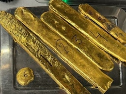 Jaipur Airport: अंडरवियर में छिपा 2 करोड़ से ज़्यादा का सोना, सऊदी अरब से आए यात्री को DRI ने दबोचा Jaipur Airport: अंडरवियर में छिपा 2 करोड़ से ज़्यादा का सोना, सऊदी अरब से आए यात्री को DRI ने दबोचा