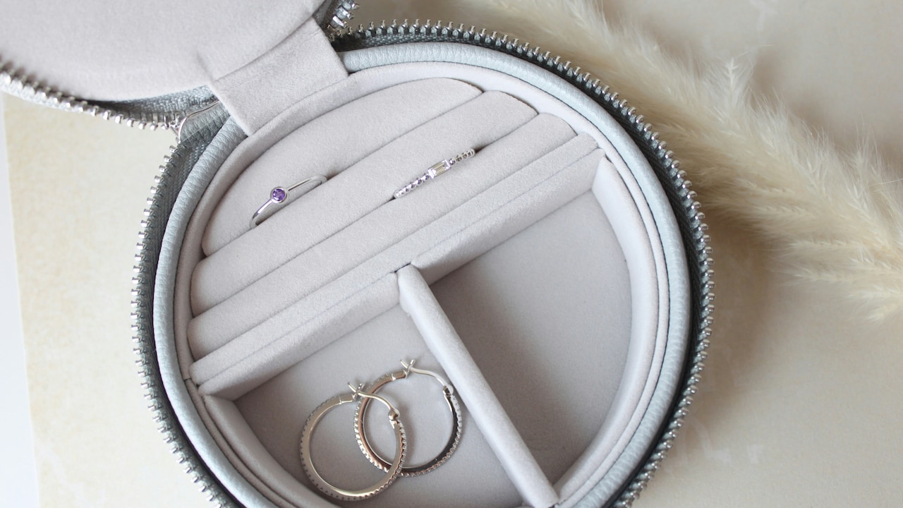 Jewellery Organisers: Hacks To Avoid Tangles, Tarnish And Lost Pieces