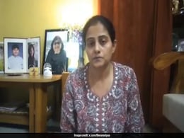 Noida Girl Collapses, Dies At School, Mother Appeals For "Justice" In Video Noida Girl Collapses, Dies At School, Mother Appeals For "Justice" In Video