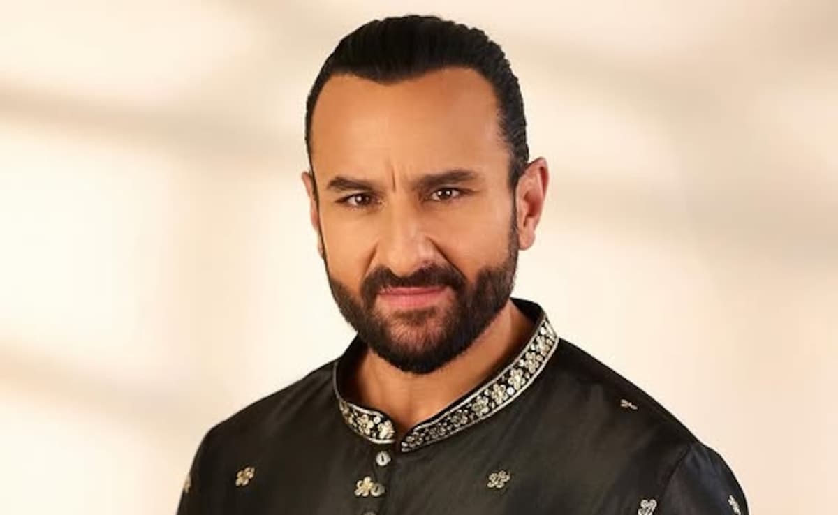 Female Producer Once Asked Saif Ali Khan To "Kiss Her Cheek Ten Times", Here's How Much He Was Paid