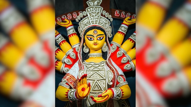 Shardiya Navratri 2025: नवरात्रि में राशि के अनुसार करें पूजा, शीघ्र प्रसन्न होंगी देवी और पूरी होगी मनोकामना&nbsp;