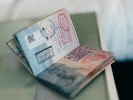 Tourist Visa Or Business Visa: Which One Is Right For Your Next Trip? Tourist Visa Or Business Visa: Which One Is Right For Your Next Trip?