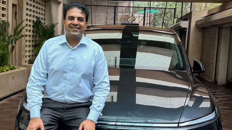 Tesla Car: 'या' उद्योगपतीने खरेदी केली भारतीय कंपनीची पहिली टेस्ला ईव्ही? थेट इलॉन मस्कला मेसेज करतं म्हटलं...