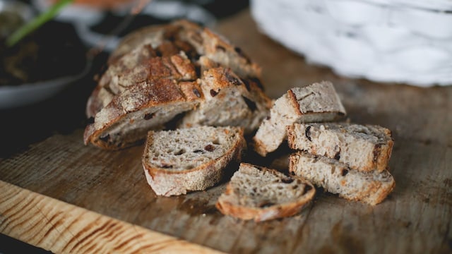 Bread Is Not The Enemy, Eating It Right Matters For Weight Loss