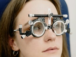 गलत चश्मा लगाने से क्या होता है? क्या गलत पावर का चश्मा आपकी आंखों को नुकसान पहुंचा सकता है?