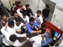 On CCTV, Customers, Bouncers Fight Over Bill In Hyderabad Pub On CCTV, Customers, Bouncers Fight Over Bill In Hyderabad Pub