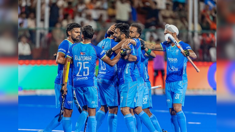 साउथ कोरिया को हराकर भारत ने जीता एशिया हॉकी कप, लंबे अंतर से दी करारी मात साउथ कोरिया को हराकर भारत ने जीता एशिया हॉकी कप, लंबे अंतर से दी करारी मात
