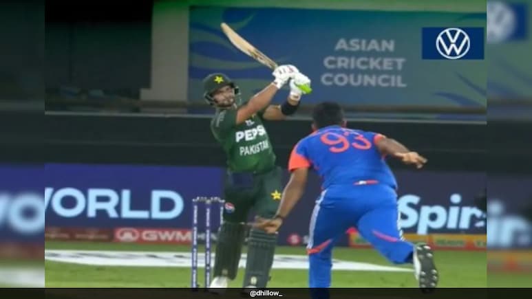 IND vs PAK: साहिबजादा फरहान ने रचा इतिहास, T20I में ये कारनामा करने वाले पहले पाकिस्तानी बल्लेबाज बने IND vs PAK: साहिबजादा फरहान ने रचा इतिहास, T20I में ये कारनामा करने वाले पहले पाकिस्तानी बल्लेबाज बने
