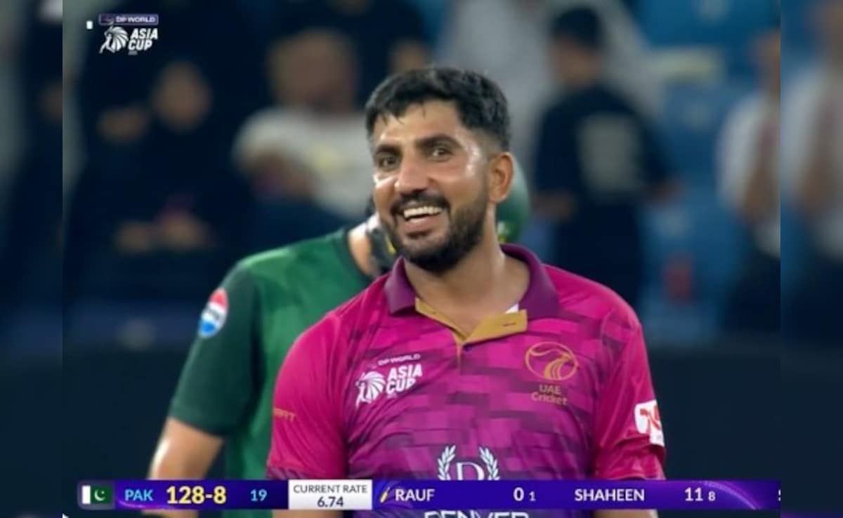 PAK vs UAE:  जुनैद सिदिद्की ने जो कर डाला, वह तो एशिया कप इतिहास में बड़े-बड़े टेस्ट स्टार बॉलर नहीं कर सके