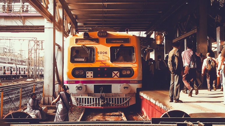 Central Railway Power Block : आजपासून मध्य रेल्वेवर 4 दिवसांचा विशेष ब्लॉक; नेरळ ते खोपोलीदरम्यान लोकल रद्द