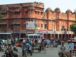Rajasthan: जयपुर परकोटे की जर्जर इमारतों को खाली करने के निर्देश, नहीं किया तो मालिक के खिलाफ होगी कार्रवाई  Rajasthan: जयपुर परकोटे की जर्जर इमारतों को खाली करने के निर्देश, नहीं किया तो मालिक के खिलाफ होगी कार्रवाई
