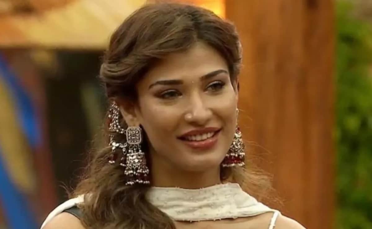 Bigg Boss 19 Nominations: एक साथ नॉमिनेट होने वाली है इन दोस्तों की टोली, नेहल की वजह से बिगडे़गा खेल?