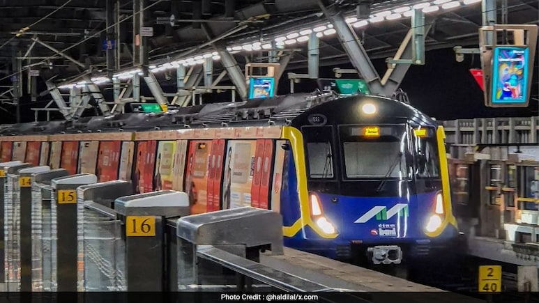 Mumbai Metro 3 :37 KM लांब, 27 स्टेशन, मुंबईच्या पहिल्या भुयारी मेट्रोचा शेवटचा टप्पा सेवेत, कधीपासून सुरुवात? Mumbai Metro 3 :37 KM लांब, 27 स्टेशन, मुंबईच्या पहिल्या भुयारी मेट्रोचा शेवटचा टप्पा सेवेत, कधीपासून सुरुवात?