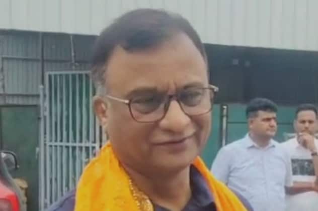 DM Mukul Sharma DM Mukul Sharma