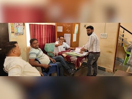 पुलिस रिकॉर्ड में फरार CMO गोहद नगर पालिका में कर रहे ड्यूटी, Police की निष्क्रियता पर उठे सवाल पुलिस रिकॉर्ड में फरार CMO गोहद नगर पालिका में कर रहे ड्यूटी, Police की निष्क्रियता पर उठे सवाल
