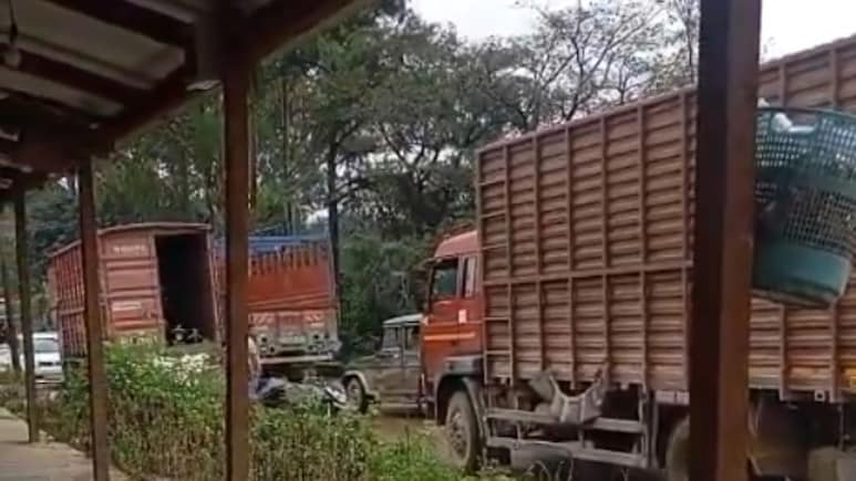 Naga Body Blocks Manipur Highways, Asks Centre To Stop Border Fencing
