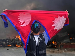 Nepal Protest : नेपाळमध्ये आंदोलकांचा हैदोस; माजी PM च्या पत्नीचा होरपळून मृत्यू, अर्थमंत्र्यांवर हल्ला, Video Nepal Protest : नेपाळमध्ये आंदोलकांचा हैदोस; माजी PM च्या पत्नीचा होरपळून मृत्यू, अर्थमंत्र्यांवर हल्ला, Video