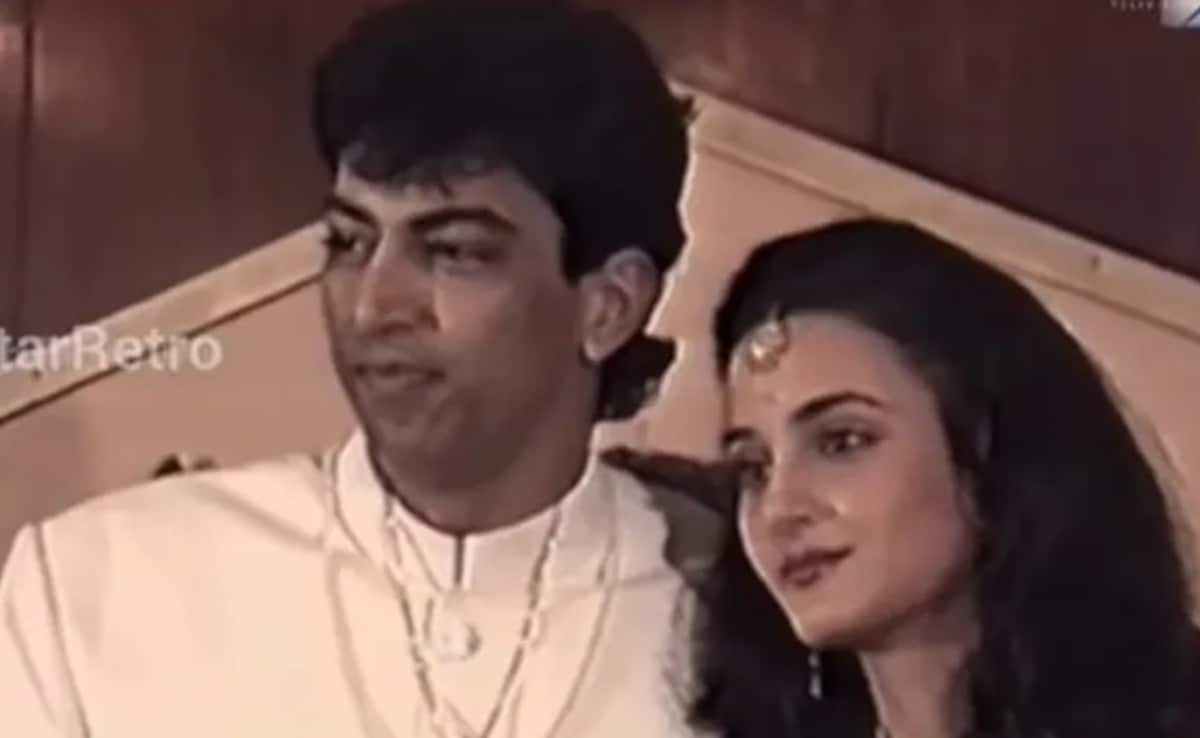 दारा सिंह के बेटे और तब्बू की बहन की शादी में सजी थी सितारों की महफिल, रवीना से लेकर संजू बाबा तक...