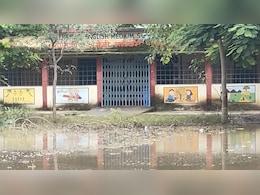 धार के पहले अंग्रेजी माध्यम स्कूल की हालत खस्ता, प्रशासन की लापरवाही के कारण 15 दिनों से बंद धार के पहले अंग्रेजी माध्यम स्कूल की हालत खस्ता, प्रशासन की लापरवाही के कारण 15 दिनों से बंद
