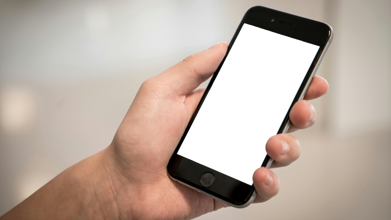 Top BITA 2025 Smartphones To Buy At Amazon Great Indian Festival Deals.